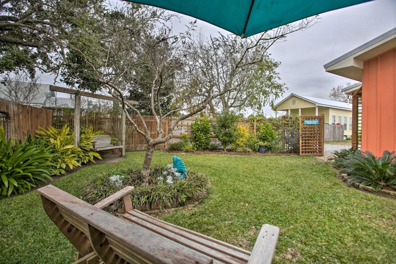 Old Town Getaway, Walk To Shopping, Dining, And Bay! Appartement Bay St. Louis Buitenkant foto