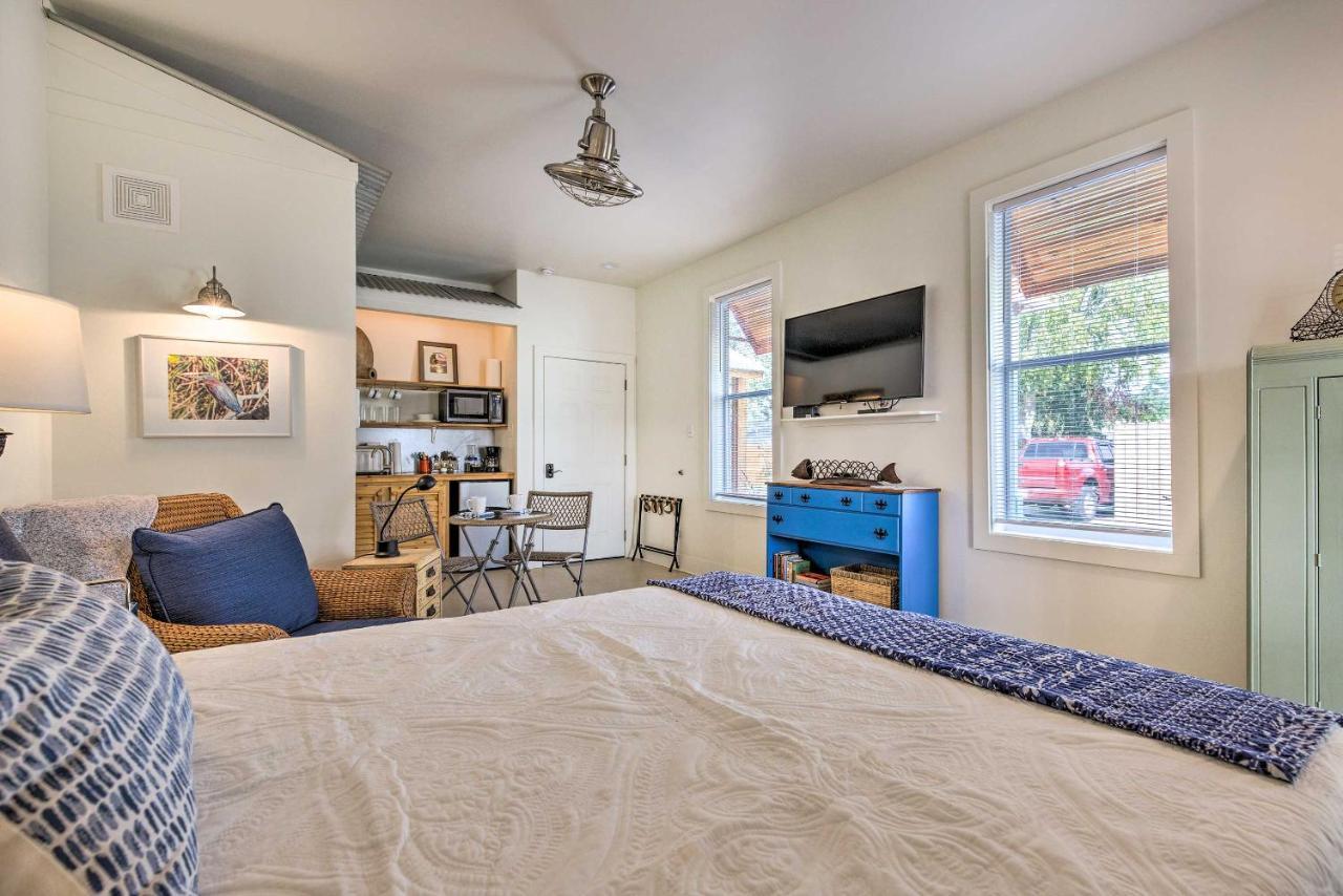 Old Town Getaway, Walk To Shopping, Dining, And Bay! Appartement Bay St. Louis Buitenkant foto