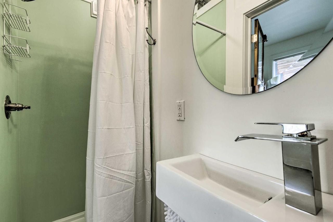 Old Town Getaway, Walk To Shopping, Dining, And Bay! Appartement Bay St. Louis Buitenkant foto